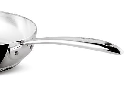 Lagostina Accademia Lagofusion Casseruola Fonda 2 Maniglie con Coperchio, Acciaio Inox 18/10 20 cm, Induzione, Gas e Forno, Finitura Lucida Esterna e Satinata Interna, Fondo 5 Strati - Casalinghi Malavolti